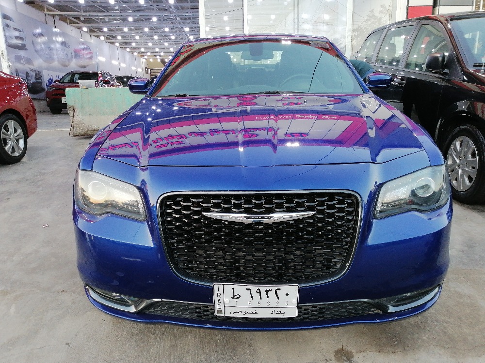 کرایسلەر 300